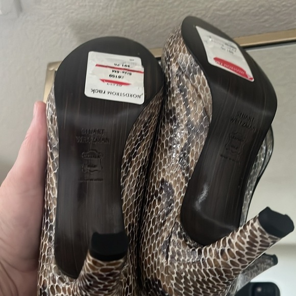 NWT Stuart Weitzman Brown Peep Toe Pumps - Picture 10 of 14